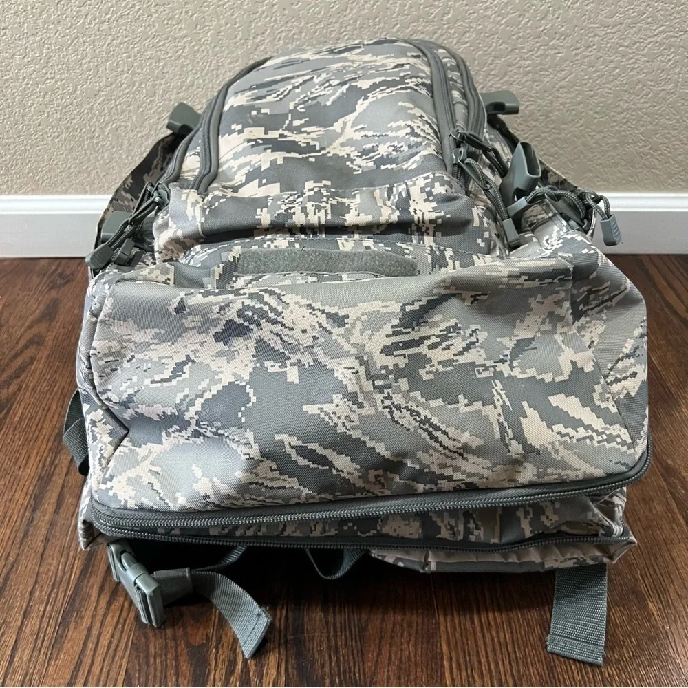 Code Alpha 3 Day Tactical Expandable Camouflage Military Type Backpack, Preowned